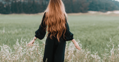 Quelques conseils pour entretenir ses cheveux longs Quelques conseils pour entretenir ses cheveux longs